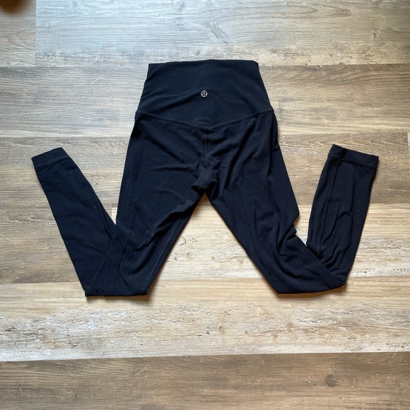 Lululemon  high rise leggings 25” - Picture 2 of 5